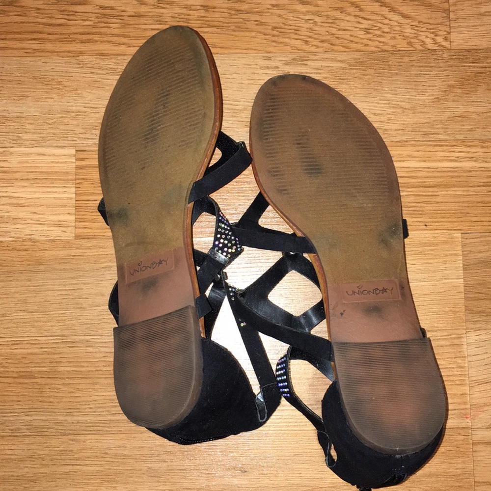 UnionBay Sandals - Picture 2 of 4
